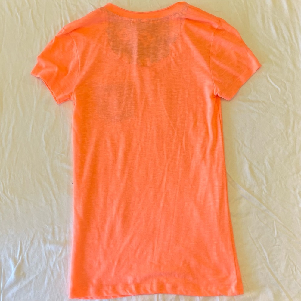 Rue 21 V-neck - Picture 2 of 3